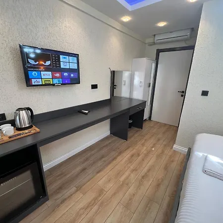 Feycem Hotel 3*