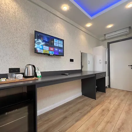Feycem Hotel 3*