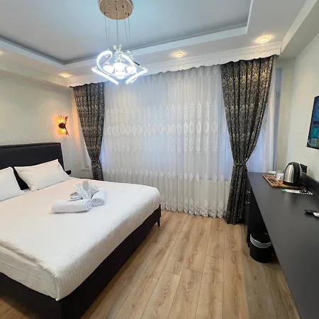 Feycem Hotel 3*